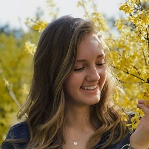 Meet your Posher, Julia